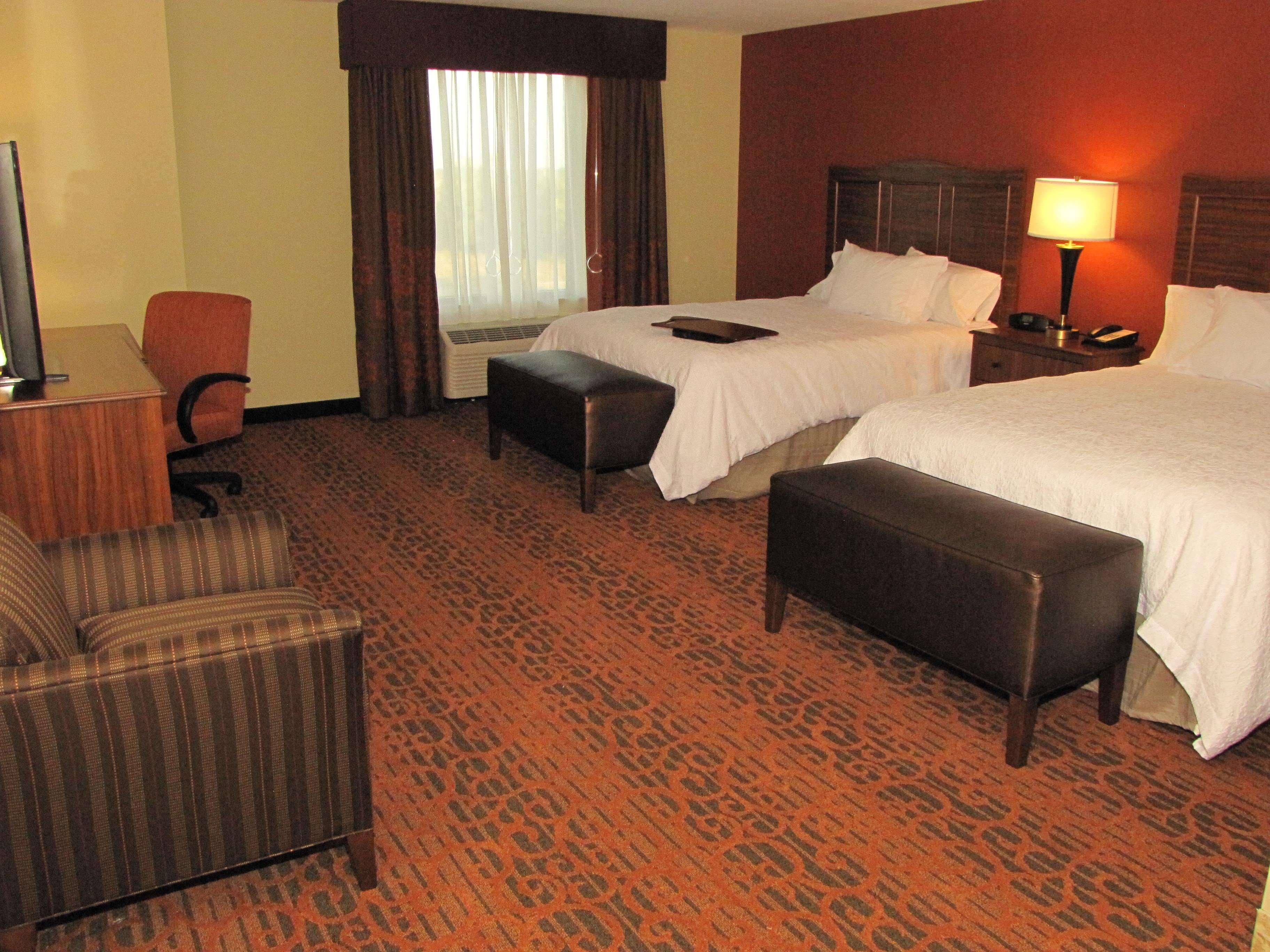 Hampton Inn & Suites Jamestown Extérieur photo