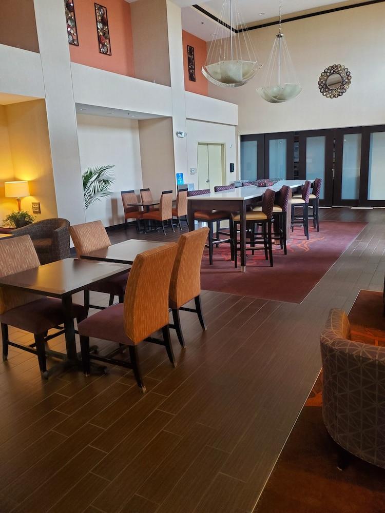 Hampton Inn & Suites Jamestown Extérieur photo